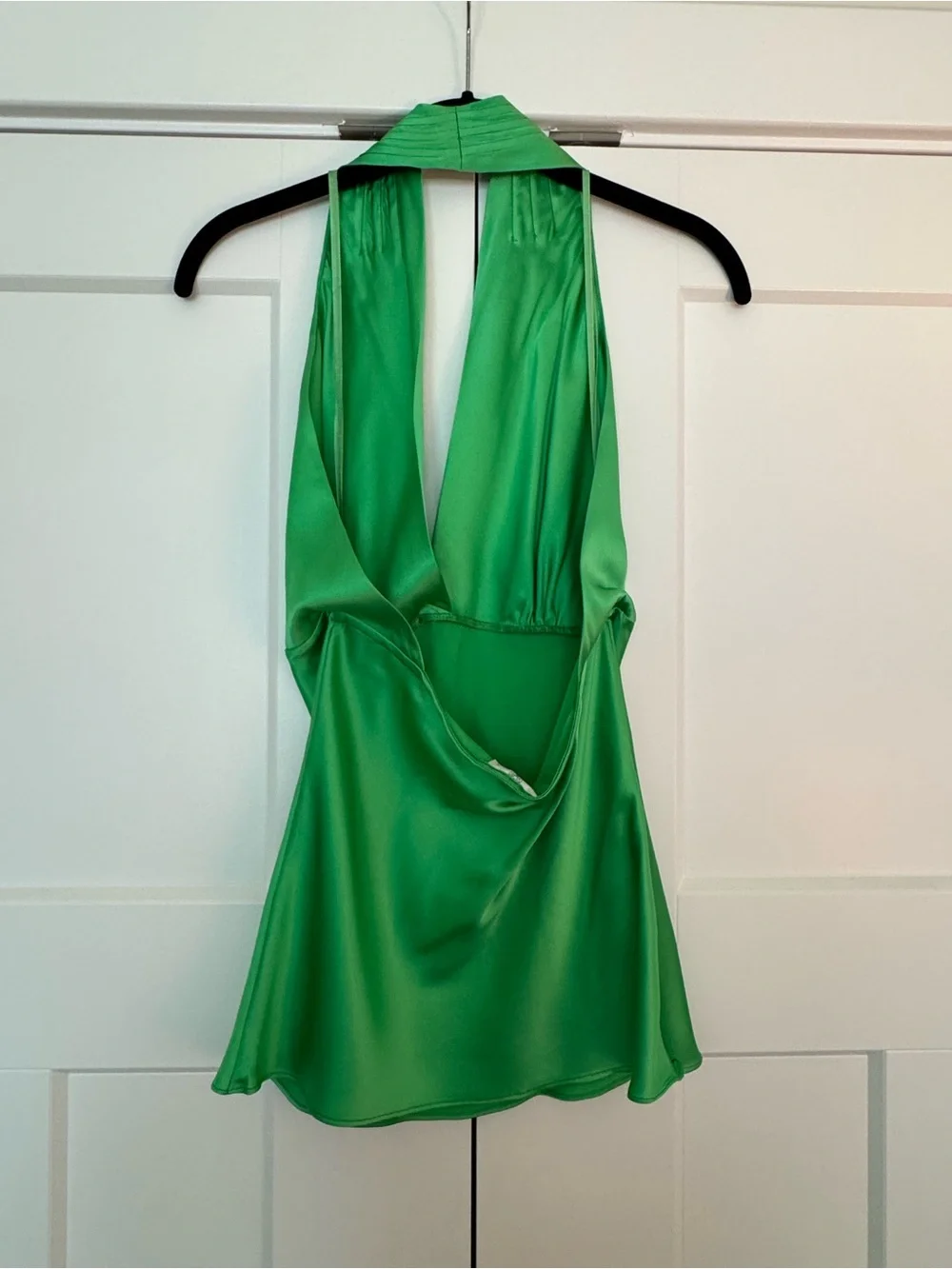 NEW Miguelina Green Silk Halter Top - Picture 2 of 3